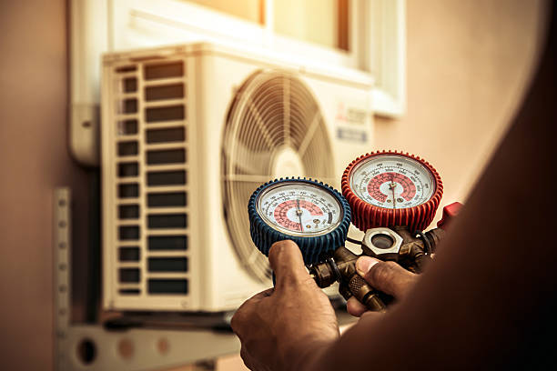 Professional Heat Pump Repair technician working in Bonney Lake, WA